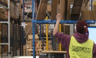 What are the stages of warehouse logistics?
